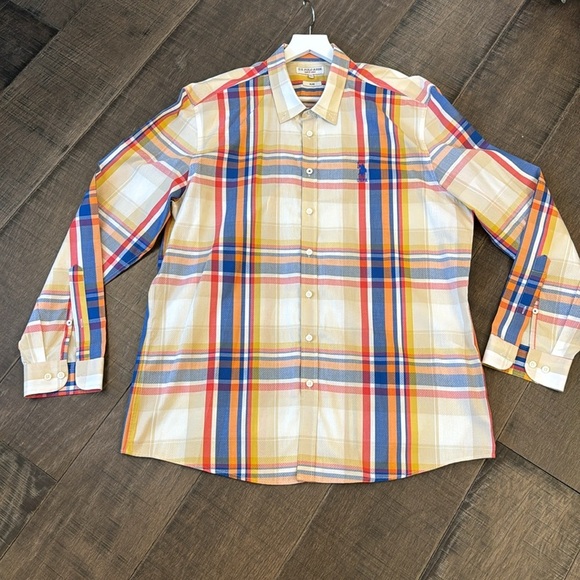 AS NEW. US POLO ASSN MEN BUTTON DOWN SHIRT SIZE 2XL SLIM FIT SHIRT - Picture 8 of 17